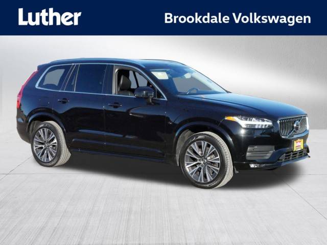 2022 Volvo XC90 Momentum AWD photo