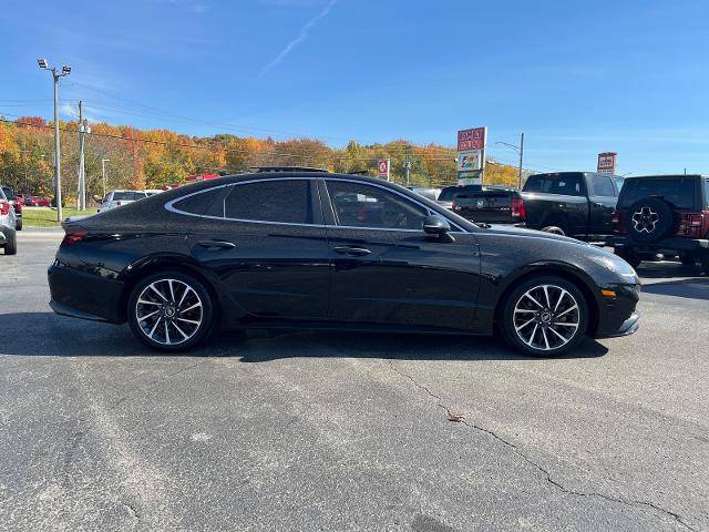 2022 Hyundai Sonata Limited FWD photo