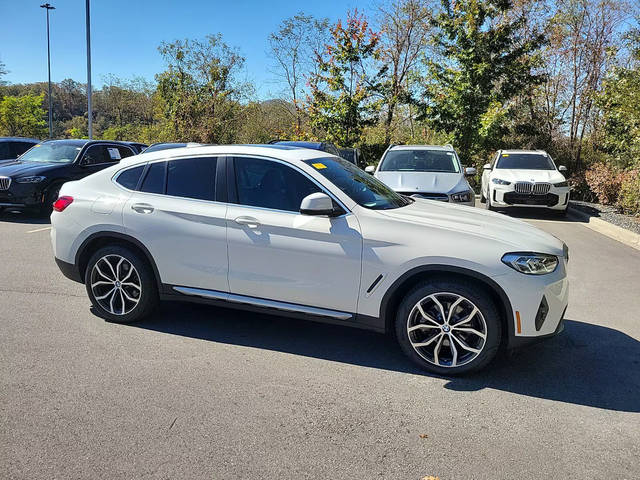 2022 BMW X4 xDrive30i AWD photo