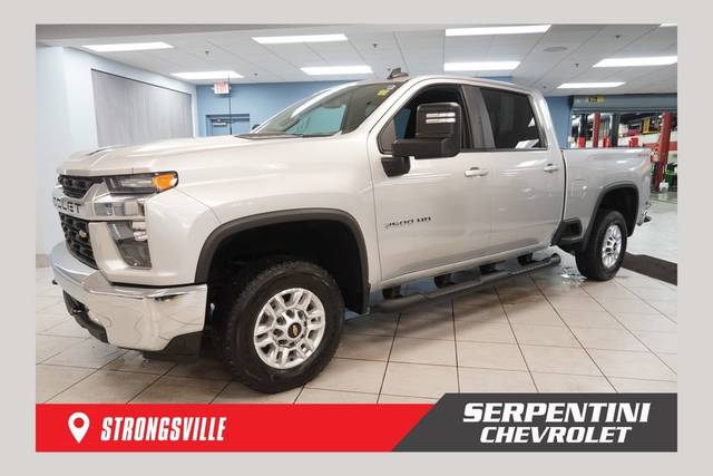 2022 Chevrolet Silverado 2500HD LT 4WD photo