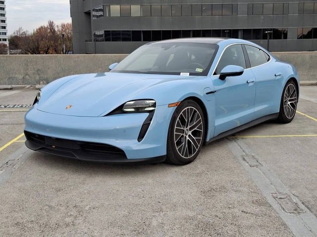 2022 Porsche Taycan 4S AWD photo