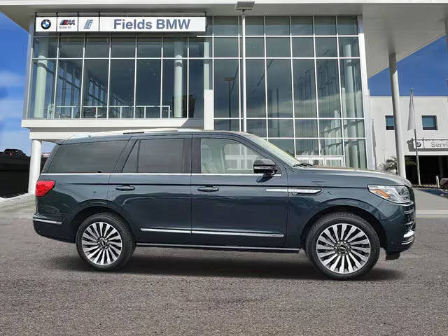 2021 Lincoln Navigator Reserve 4WD photo