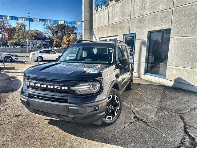 2021 Ford Bronco Sport Outer Banks 4WD photo