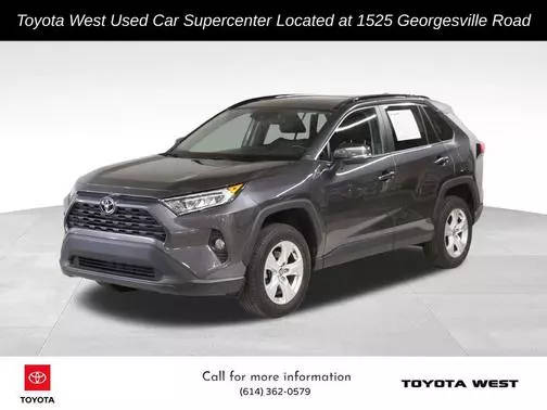 2021 Toyota RAV4 XLE AWD photo