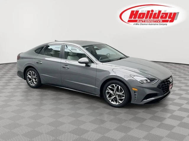 2022 Hyundai Sonata SEL FWD photo