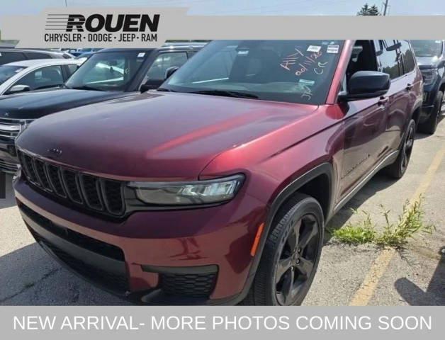 2021 Jeep Grand Cherokee L Altitude 4WD photo