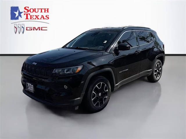2022 Jeep Compass Latitude 4WD photo