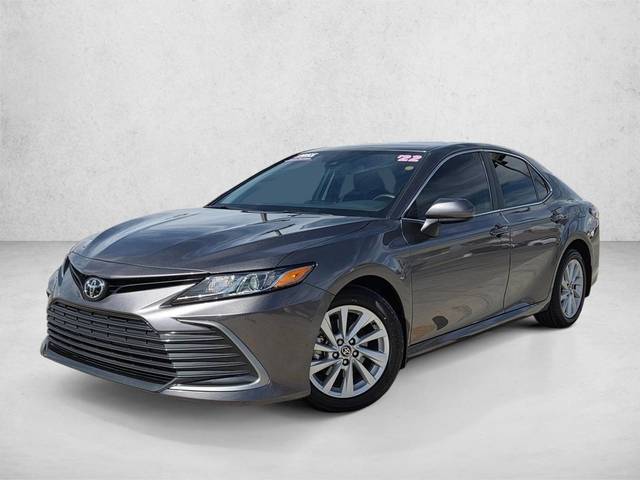 2022 Toyota Camry LE AWD photo
