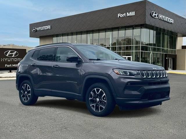 2022 Jeep Compass Latitude 4WD photo