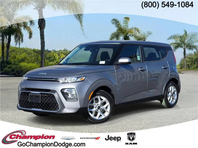 2022 Kia Soul LX FWD photo