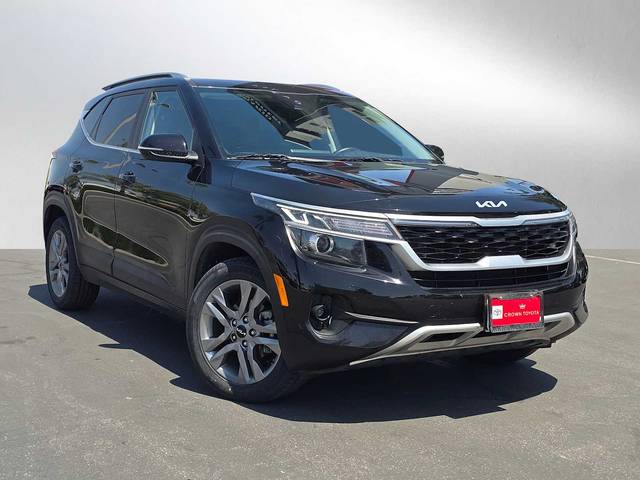 2022 Kia Seltos S FWD photo