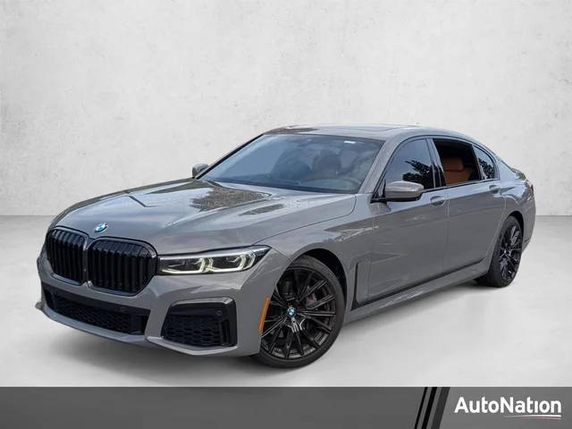 2022 BMW 7 Series 740i RWD photo