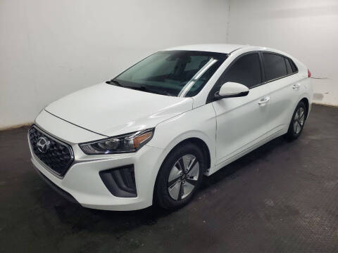 2022 Hyundai Ioniq Blue FWD photo