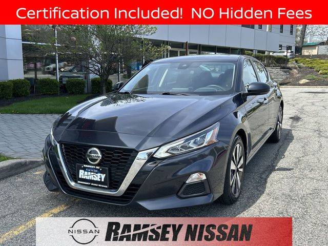 2021 Nissan Altima 2.5 SV FWD photo