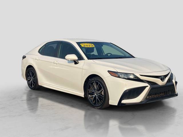 2022 Toyota Camry SE FWD photo
