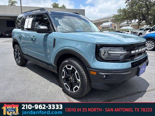 2021 Ford Bronco Sport Outer Banks 4WD photo