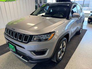 2017 Jeep Compass Limited 4WD photo