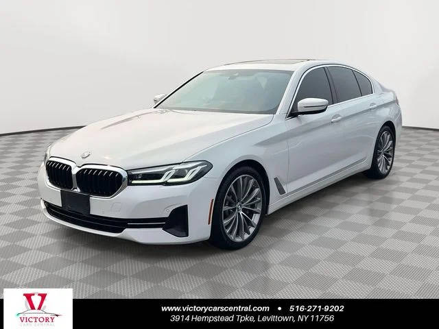 2022 BMW 5 Series 530i xDrive AWD photo