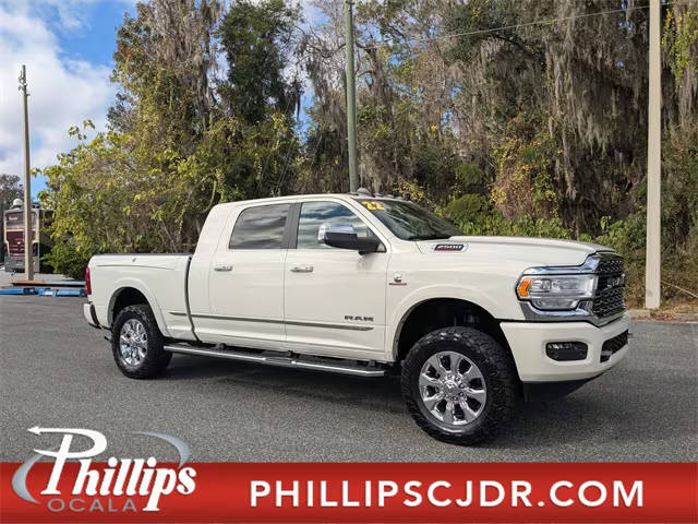 2022 Ram 2500 Limited 4WD photo