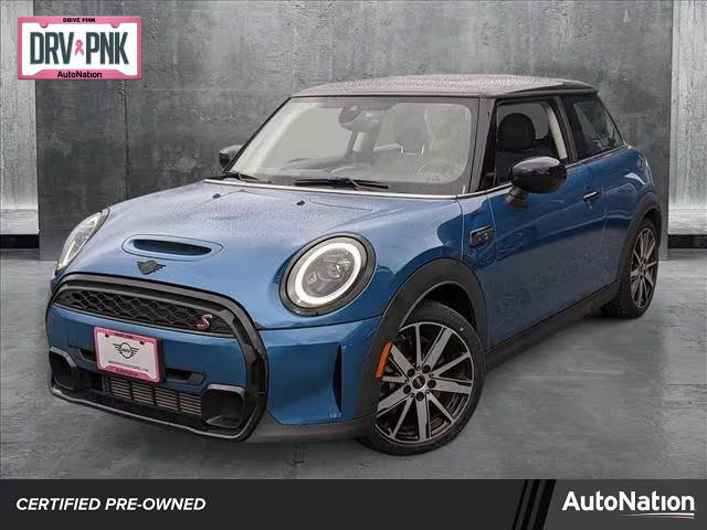 2022 MINI Hardtop 2 Door Cooper S FWD photo