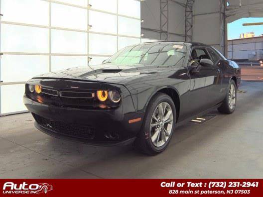 2020 Dodge Challenger SXT AWD photo