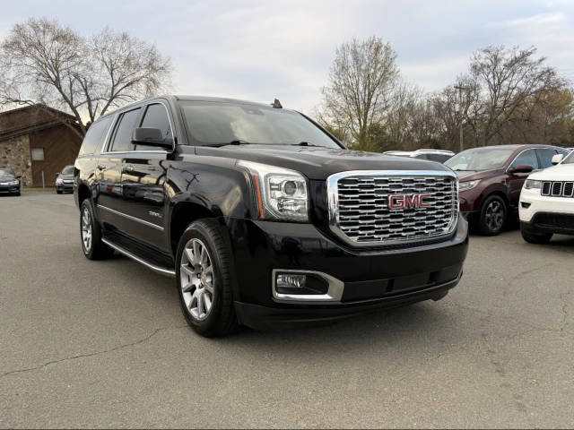 2020 GMC Yukon XL Denali RWD photo