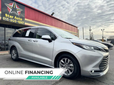 2022 Toyota Sienna XLE FWD photo