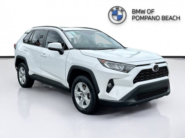 2021 Toyota RAV4 XLE FWD photo