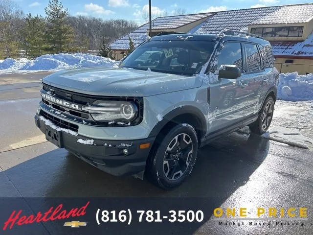 2021 Ford Bronco Sport Outer Banks 4WD photo