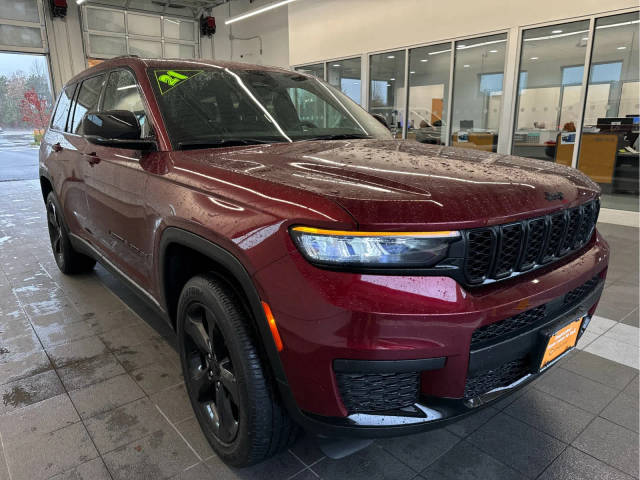 2021 Jeep Grand Cherokee L Altitude 4WD photo