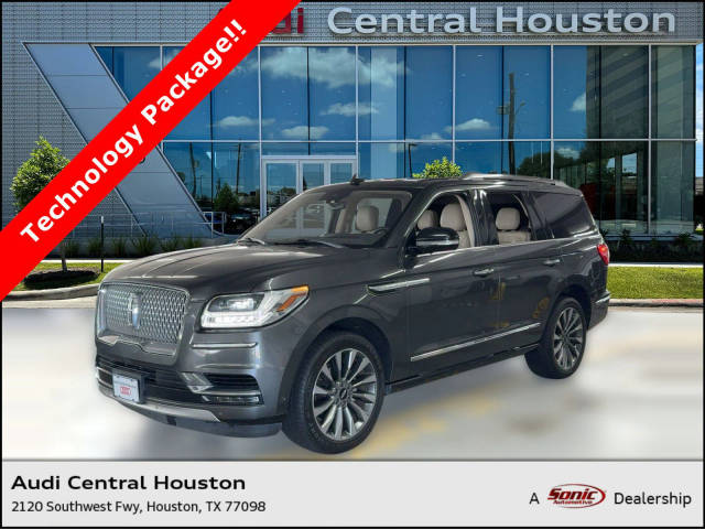 2018 Lincoln Navigator Select RWD photo