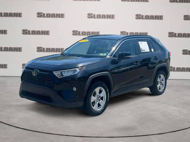 2021 Toyota RAV4 XLE FWD photo