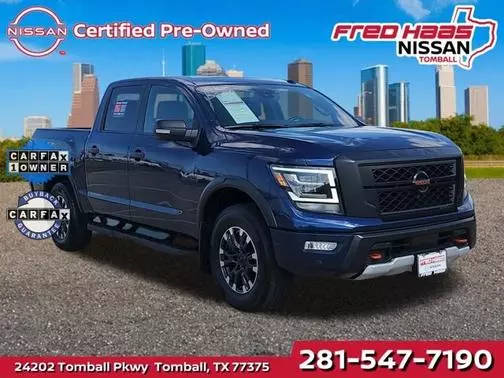 2021 Nissan Titan PRO-4X 4WD photo