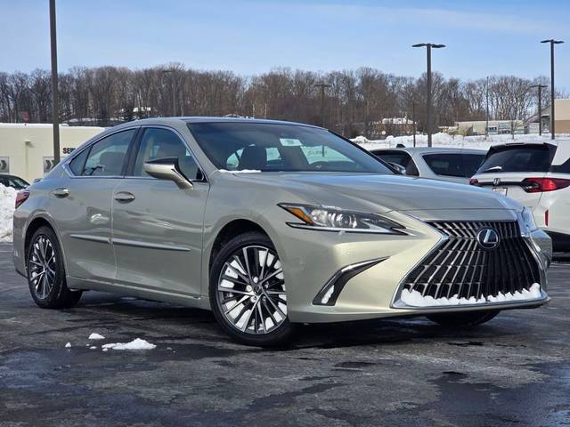 2022 Lexus ES ES 350 FWD photo