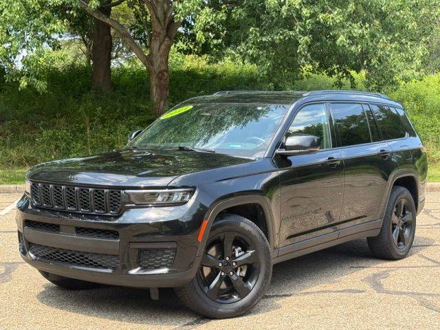2021 Jeep Grand Cherokee L Altitude 4WD photo