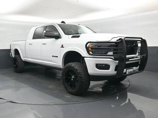 2022 Ram 2500 Limited 4WD photo
