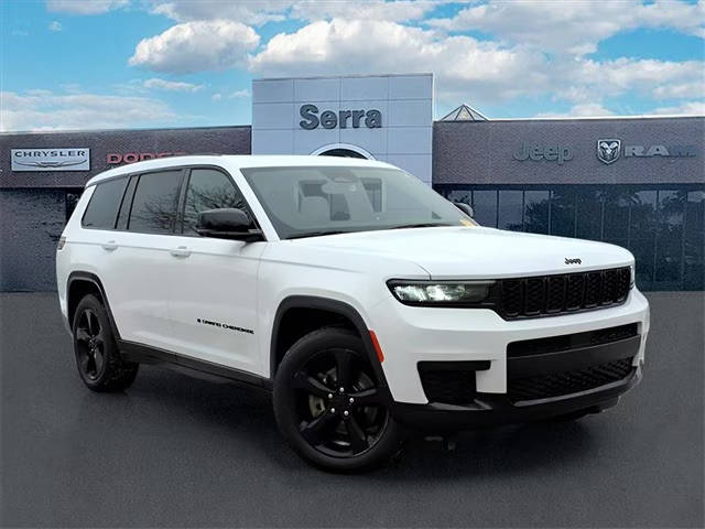 2021 Jeep Grand Cherokee L Altitude 4WD photo
