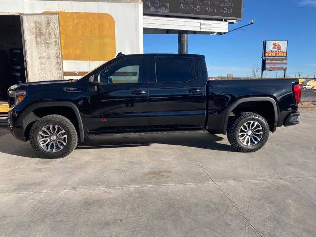 2022 GMC Sierra 1500 AT4 4WD photo