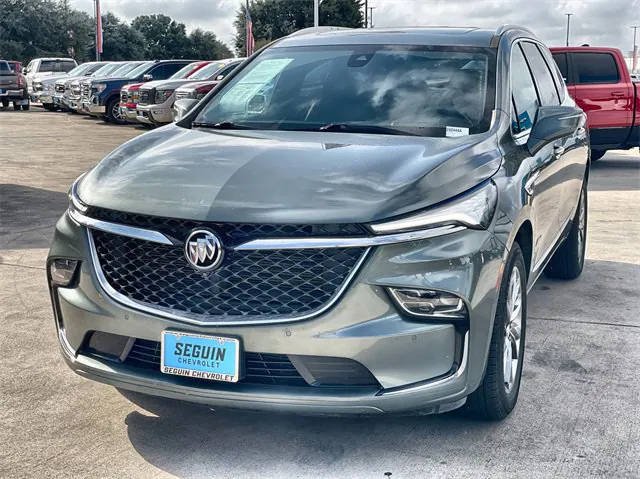 2022 Buick Enclave Avenir AWD photo