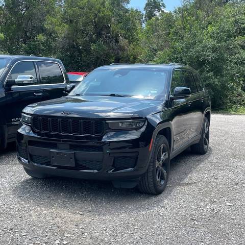 2021 Jeep Grand Cherokee L Altitude RWD photo