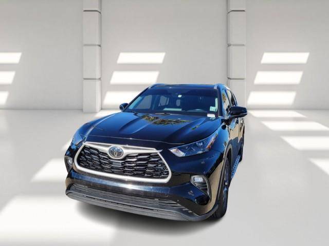 2022 Toyota Highlander XLE FWD photo