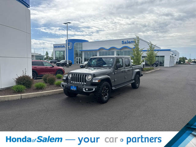 2021 Jeep Gladiator Overland 4WD photo