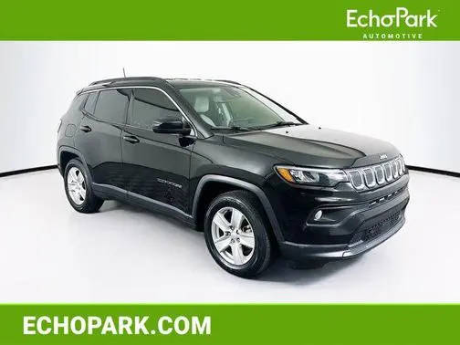 2022 Jeep Compass Latitude FWD photo