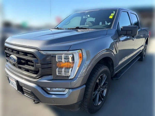 2022 Ford F-150 XLT 4WD photo