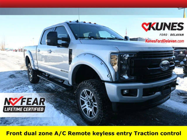 2019 Ford F-250 Super Duty LARIAT 4WD photo