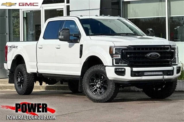 2020 Ford  LARIAT 4WD photo