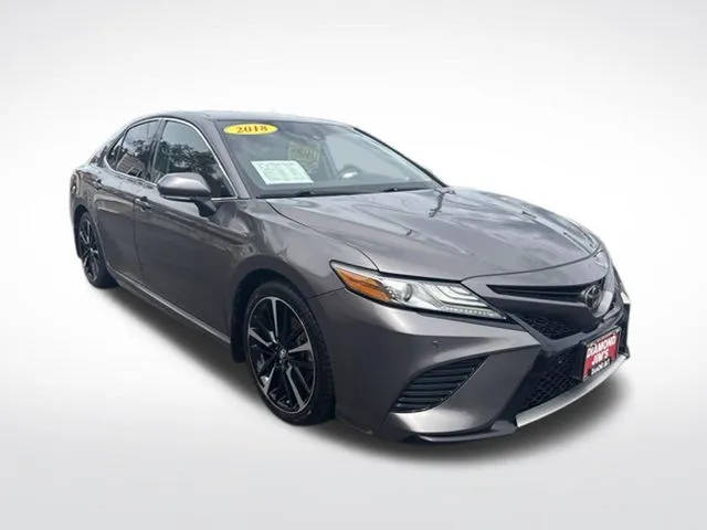 2018 Toyota Camry XSE FWD photo