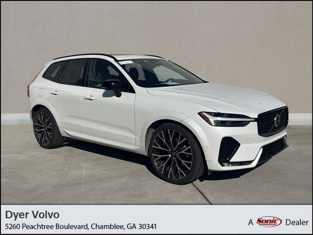 2022 Volvo XC60 R-Design FWD photo