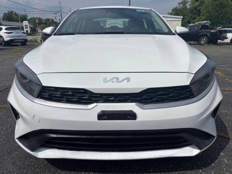 2022 Kia Forte LXS FWD photo