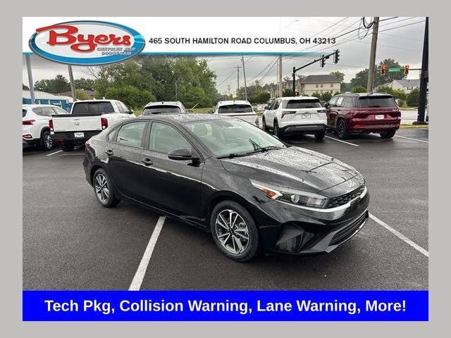 2022 Kia Forte LXS FWD photo
